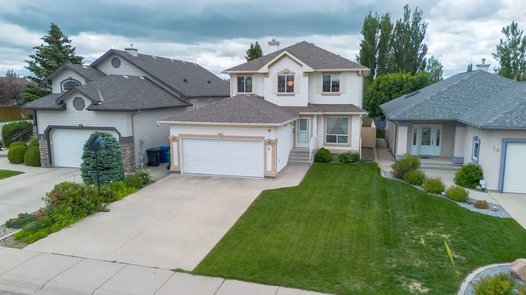 6 Fairmont Cove S Lethbridge AB T1K 7M7