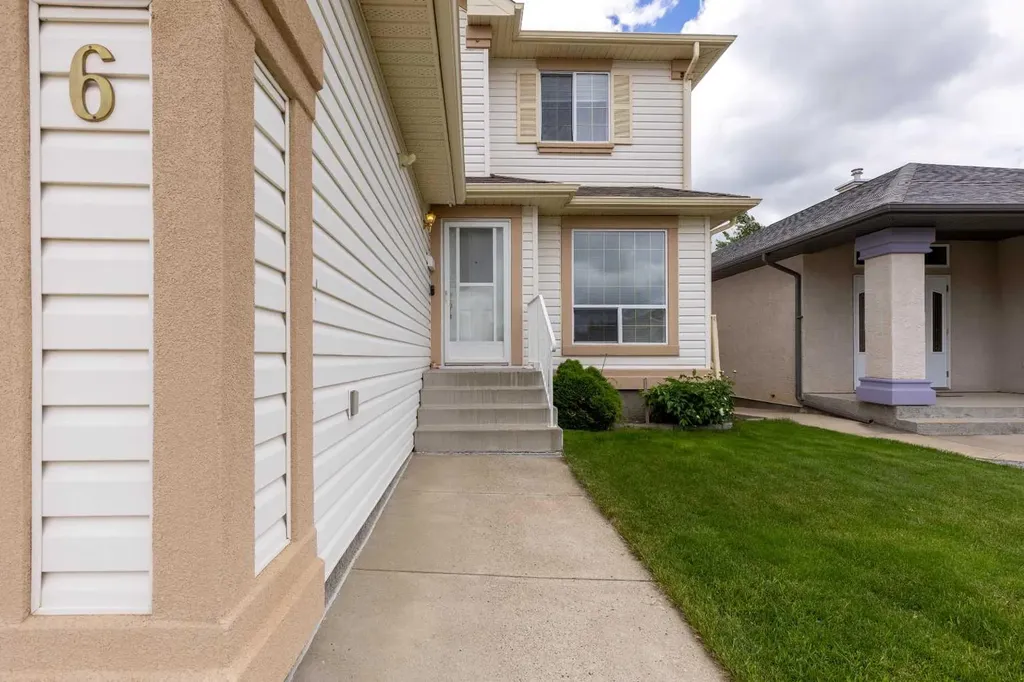 6 Fairmont Cove S Lethbridge AB T1K 7M7