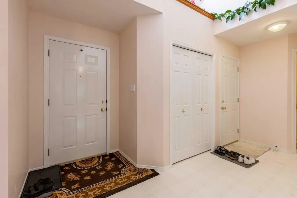 6 Fairmont Cove S Lethbridge AB T1K 7M7