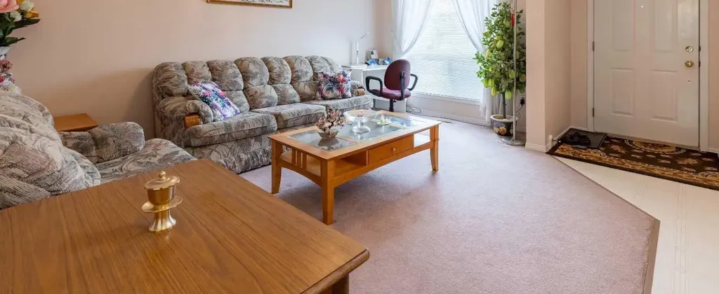 6 Fairmont Cove S Lethbridge AB T1K 7M7