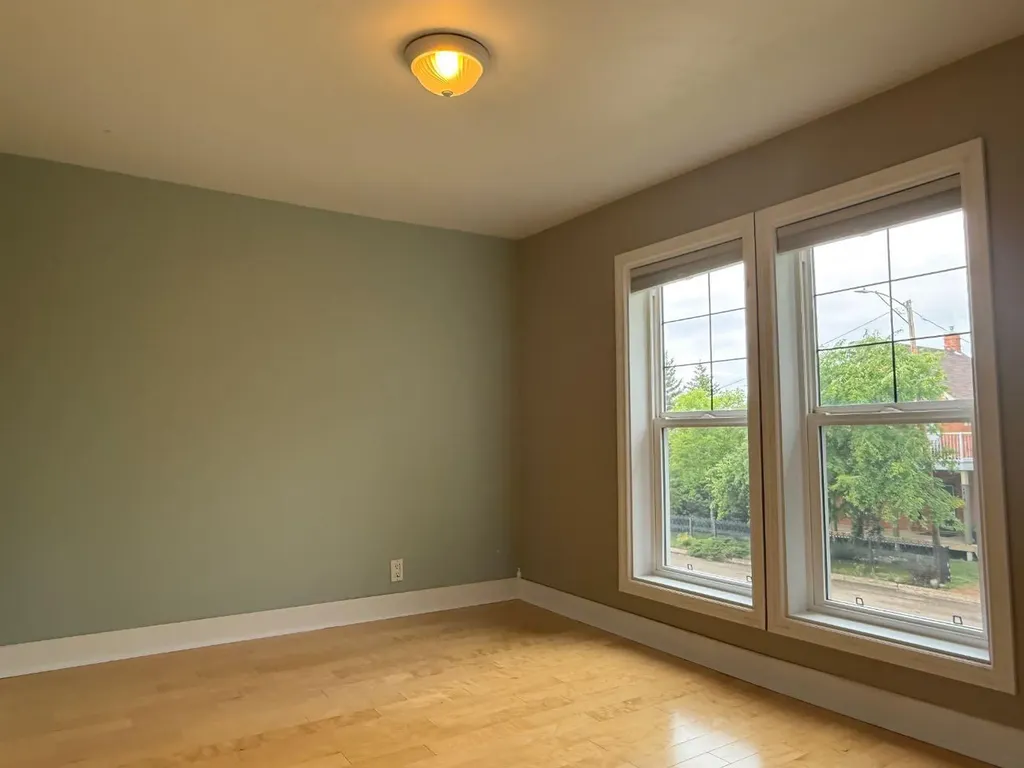 4817 53 Avenue Vermilion AB T9X 1S7