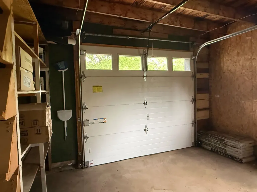 4817 53 Avenue Vermilion AB T9X 1S7