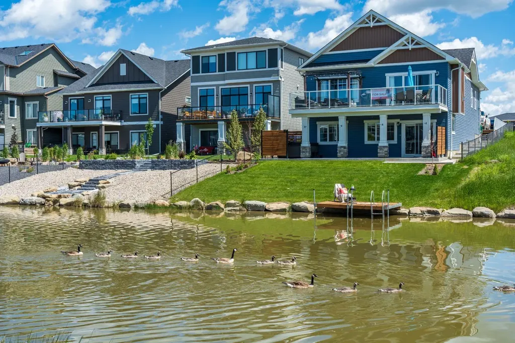1147 Bayside Drive SW Airdrie AB T4B 5E7
