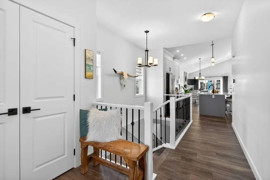 1147 Bayside Drive SW Airdrie AB T4B 5E7