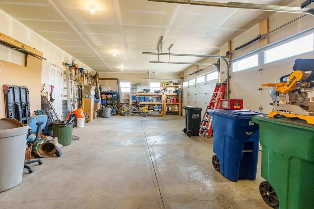1147 Bayside Drive SW Airdrie AB T4B 5E7
