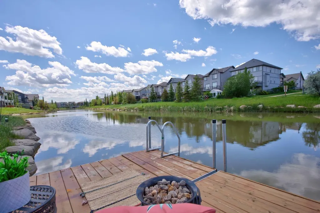 1147 Bayside Drive SW Airdrie AB T4B 5E7