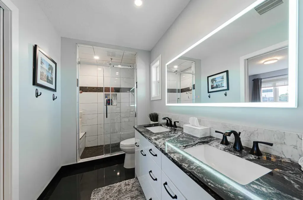 187 Covington Close NE Calgary AB T3k 4L9