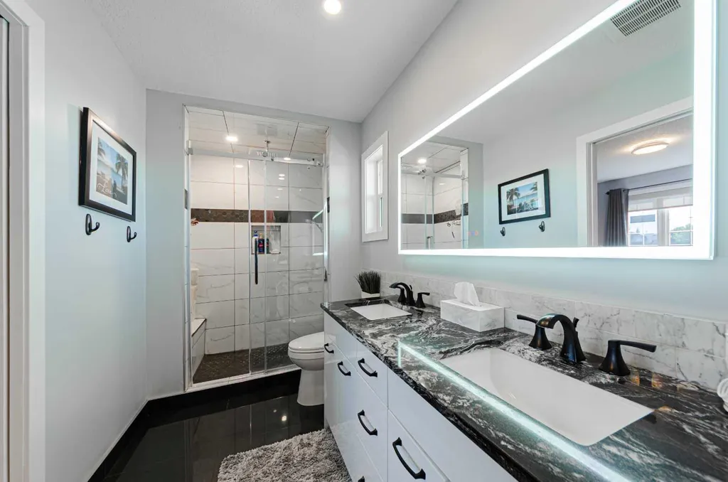 187 Covington Close NE Calgary AB T3k 4L9