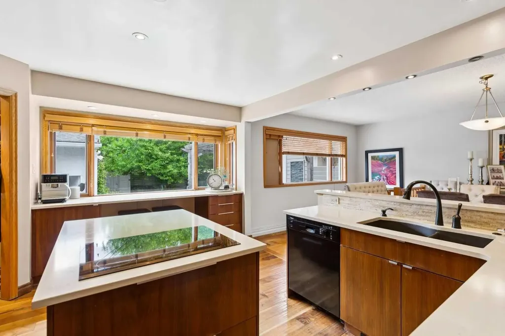 3620 9 Street SW Calgary AB T2T3C7