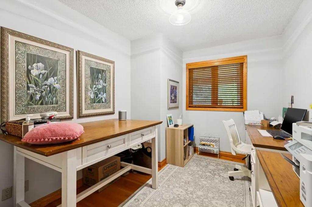 3620 9 Street SW Calgary AB T2T3C7