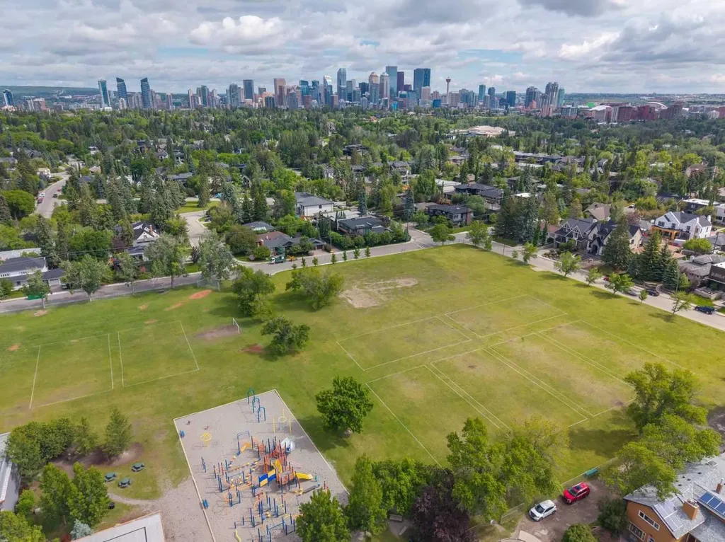 3620 9 Street SW Calgary AB T2T3C7
