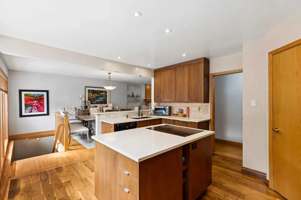 3620 9 Street SW Calgary AB T2T3C7