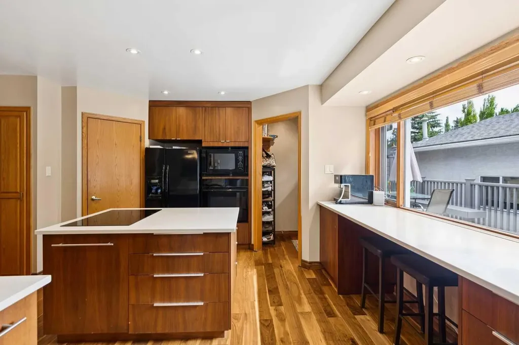 3620 9 Street SW Calgary AB T2T3C7