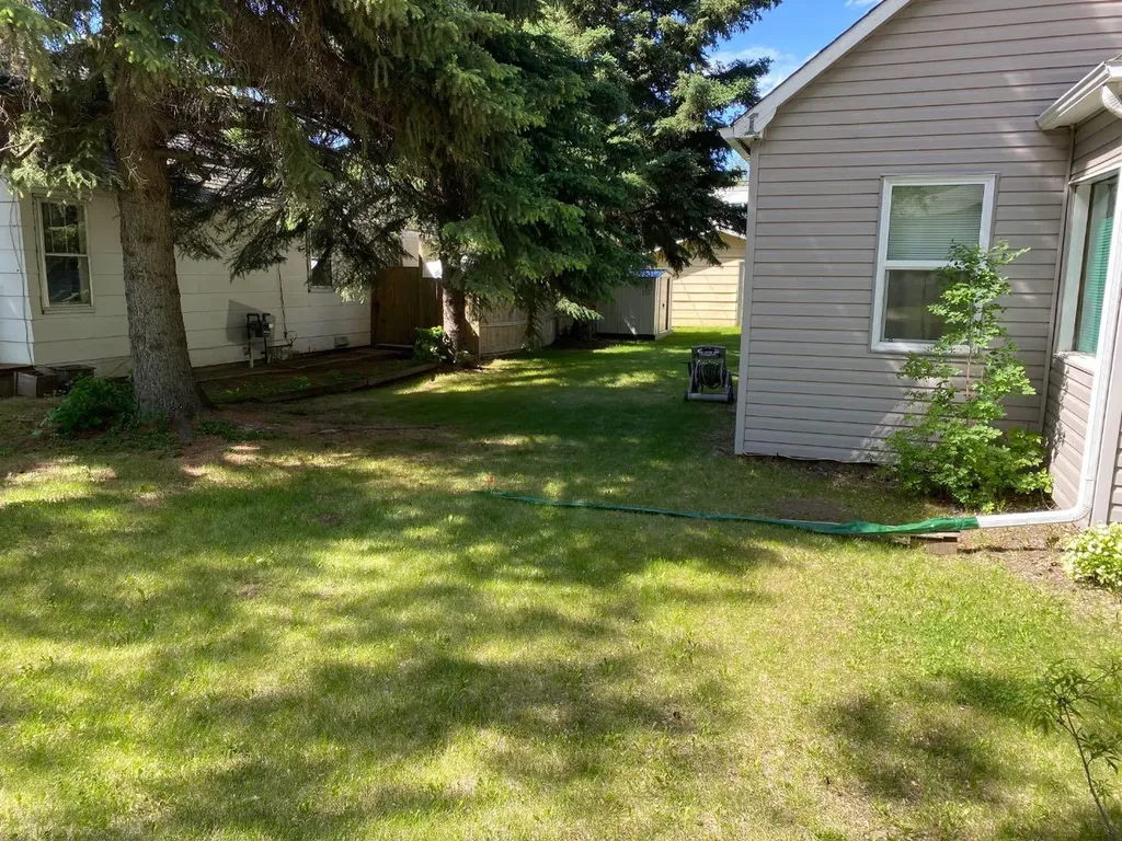 5316 47 Street Lloydminster AB T9V 0G6