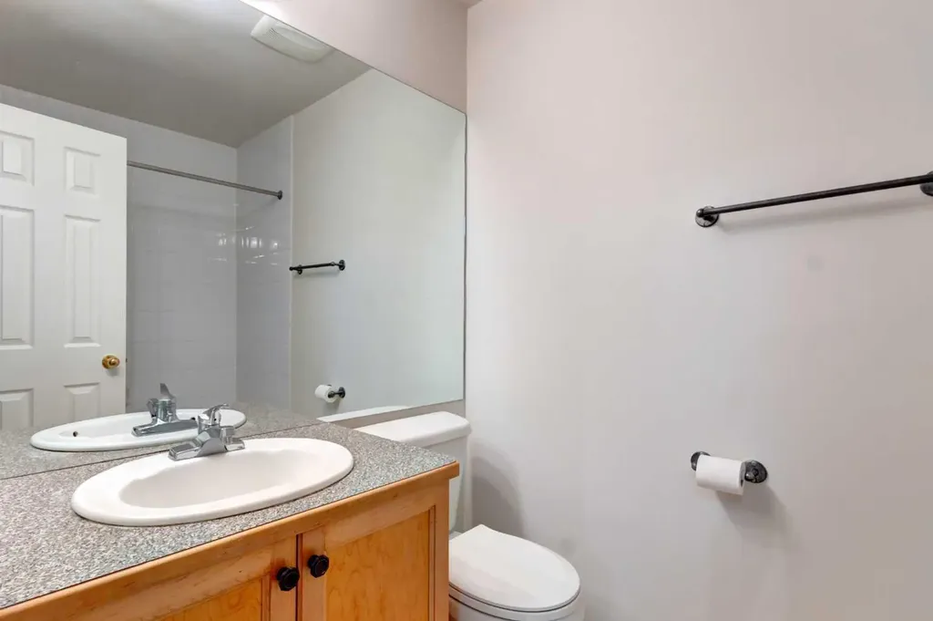 1305 Glenmore Trail SW Calgary AB T2V 4Y8