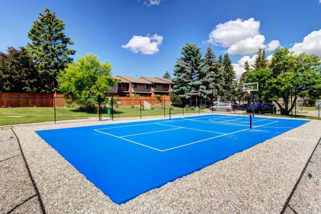 1305 Glenmore Trail SW Calgary AB T2V 4Y8