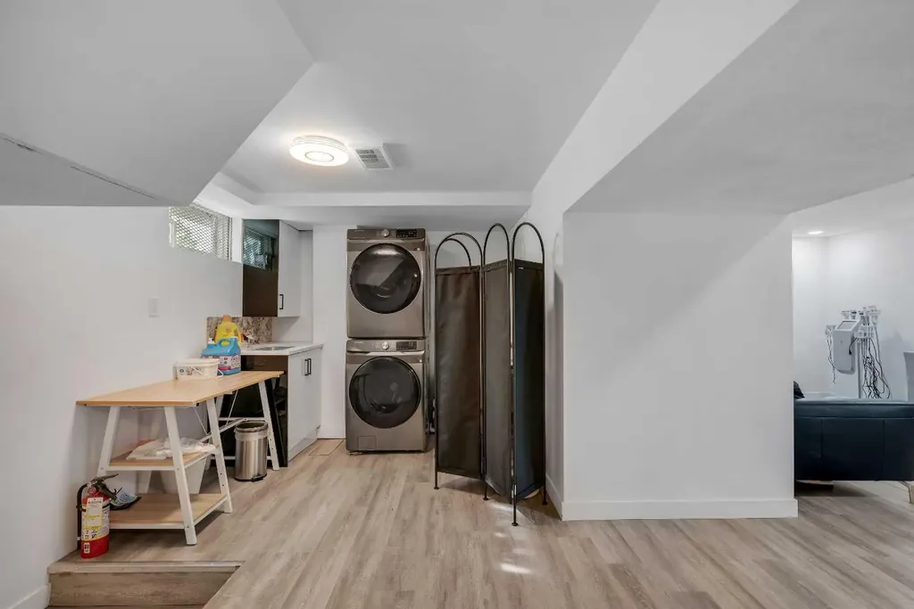 52 Fay Road SE Calgary AB T2H 1H4