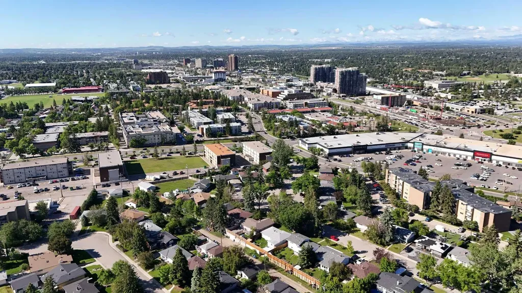 52 Fay Road SE Calgary AB T2H 1H4