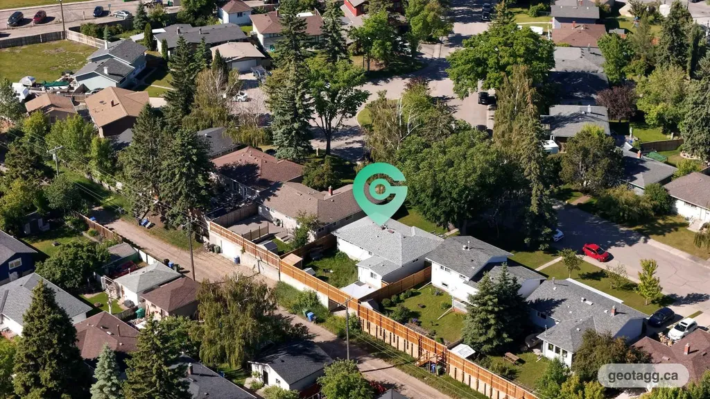 52 Fay Road SE Calgary AB T2H 1H4