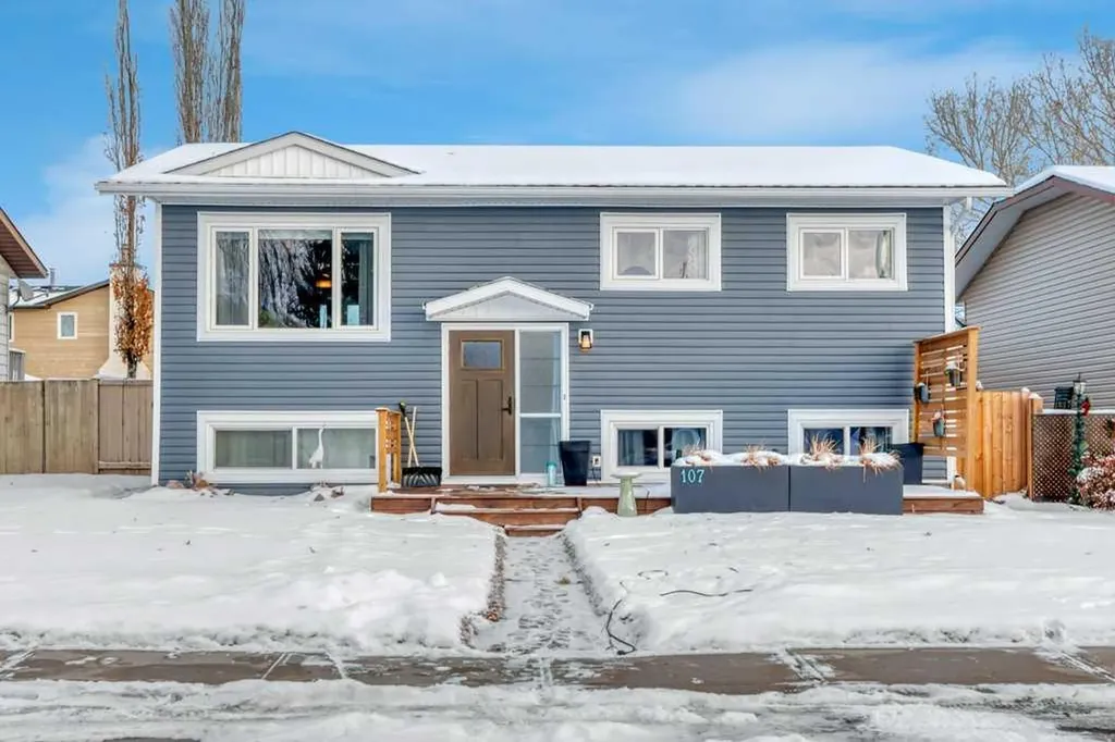 107 Park Road Strathmore AB T1P 1H7