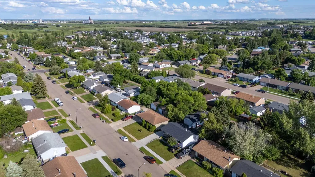 4719 29 Street Lloydminster SK S9V 1B1
