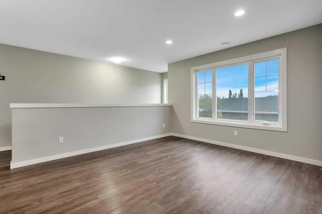 43 Reid Court Sylvan Lake AB T4S 0K1