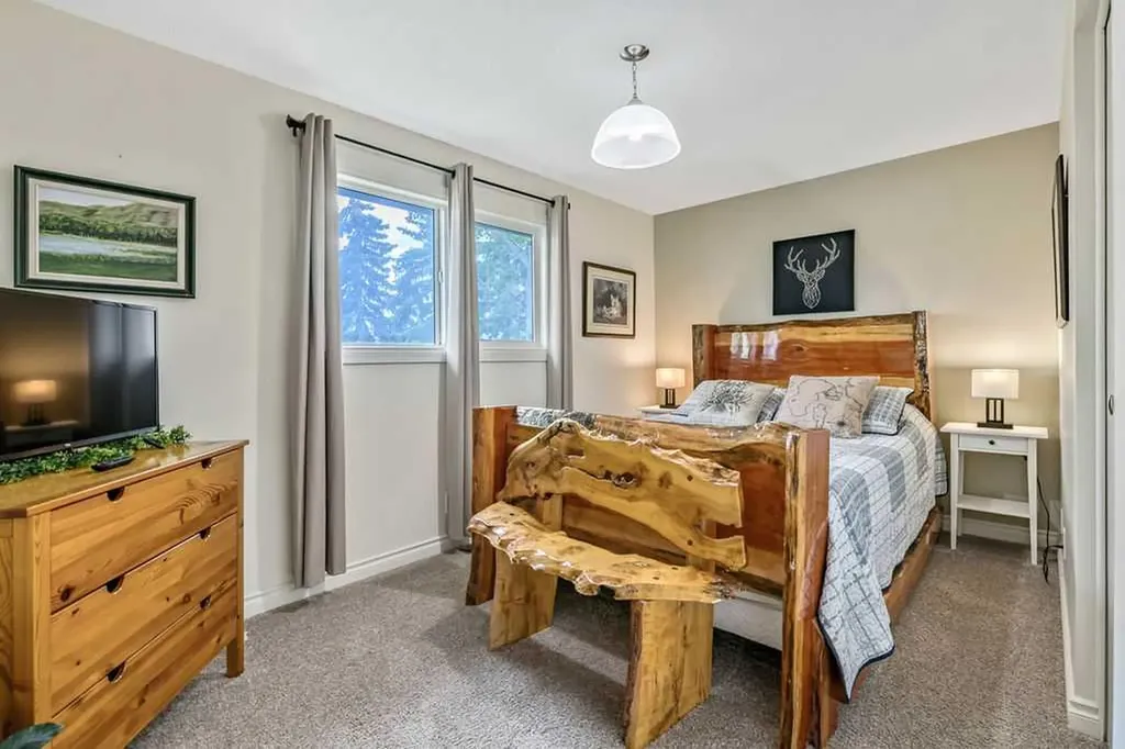 116 Hodson Crescent Okotoks AB T1S 1C6