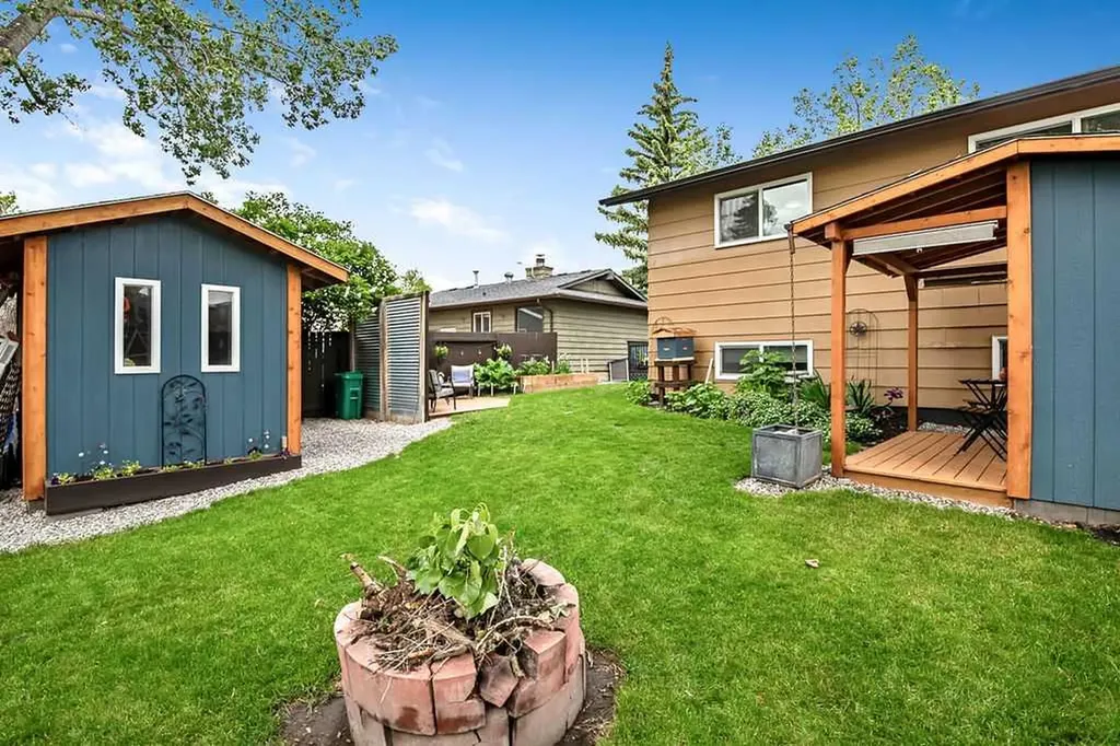 116 Hodson Crescent Okotoks AB T1S 1C6
