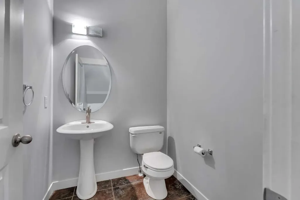304 Rainbow Falls Drive Chestermere AB T1X 0E4