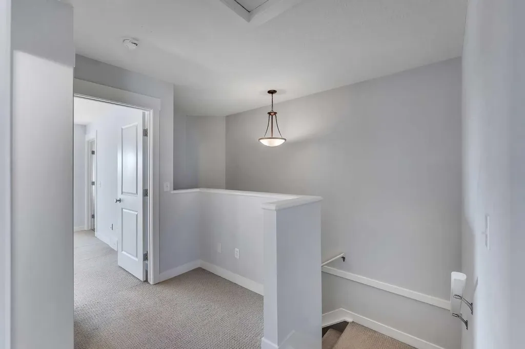 304 Rainbow Falls Drive Chestermere AB T1X 0E4