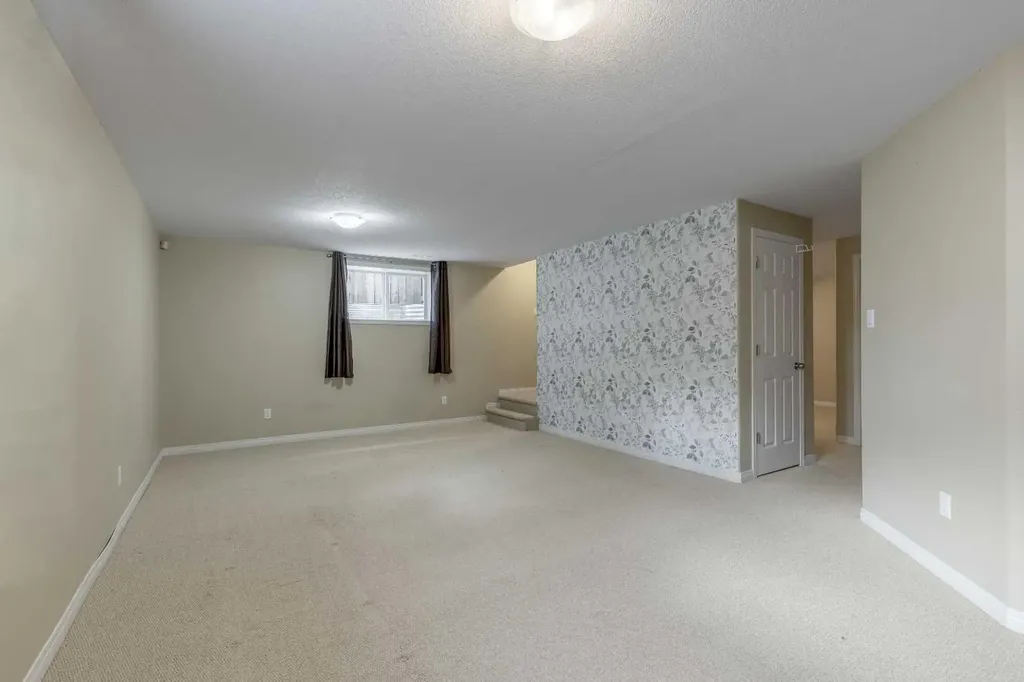 261 Couleesprings Terrace S Lethbridge AB T1K 5P1