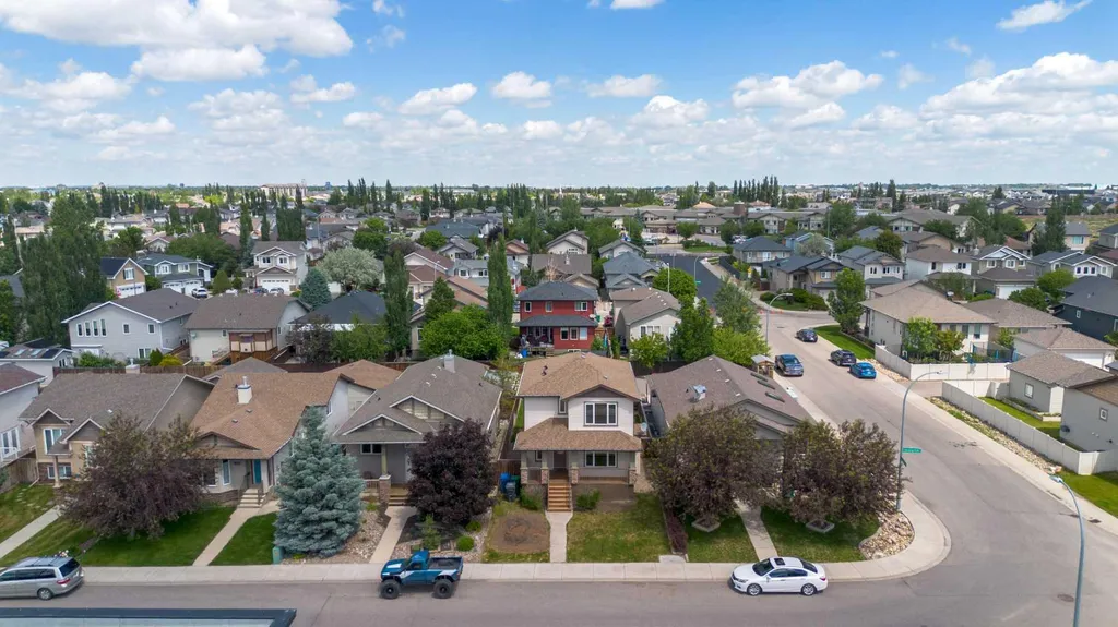 261 Couleesprings Terrace S Lethbridge AB T1K 5P1