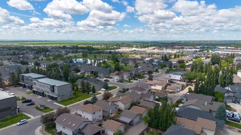 261 Couleesprings Terrace S Lethbridge AB T1K 5P1