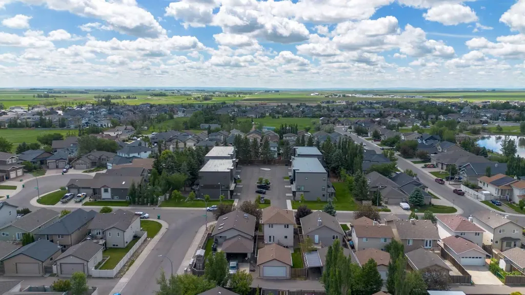261 Couleesprings Terrace S Lethbridge AB T1K 5P1