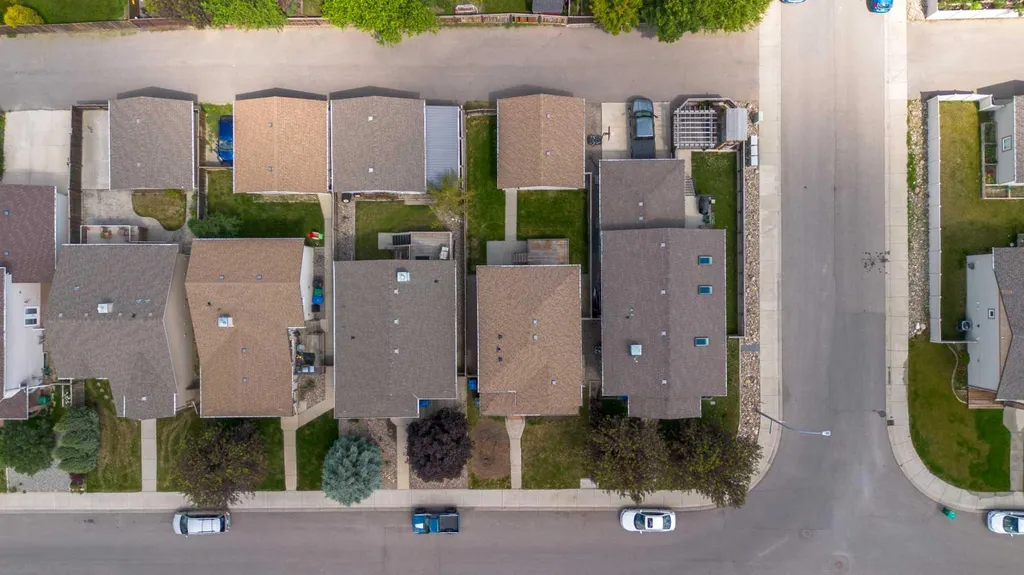 261 Couleesprings Terrace S Lethbridge AB T1K 5P1