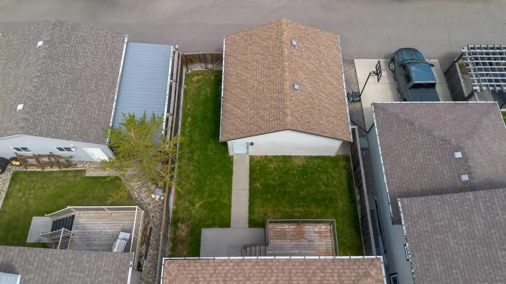 261 Couleesprings Terrace S Lethbridge AB T1K 5P1