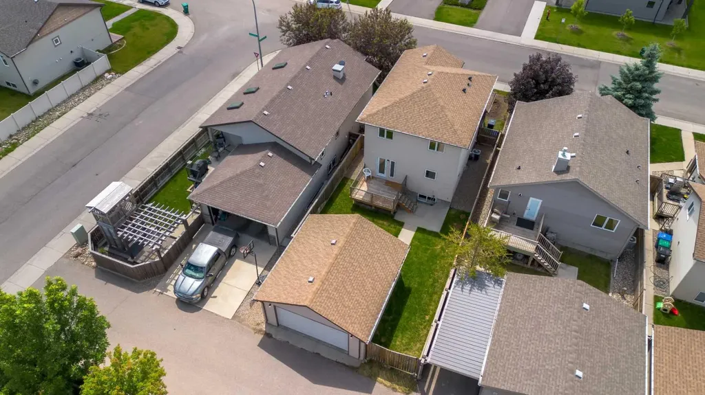 261 Couleesprings Terrace S Lethbridge AB T1K 5P1