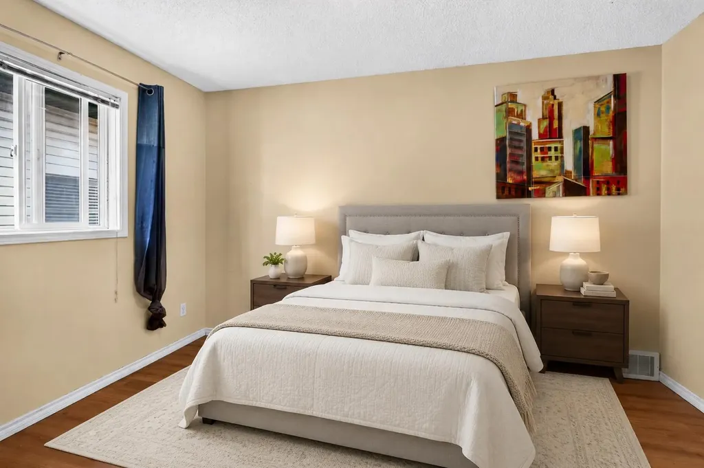 67 Douglas Ridge View SE Calgary AB T2Z 3C3
