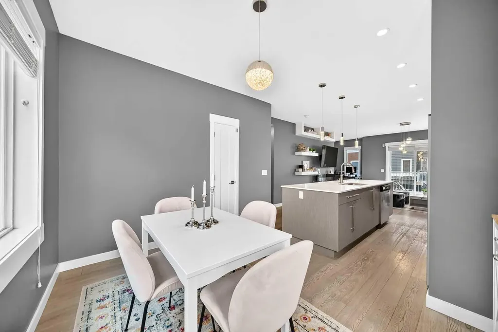 111 Rainbow Falls Gate Chestermere AB T1X 0Z5