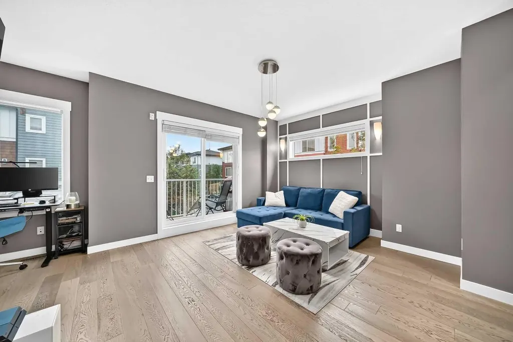 111 Rainbow Falls Gate Chestermere AB T1X 0Z5