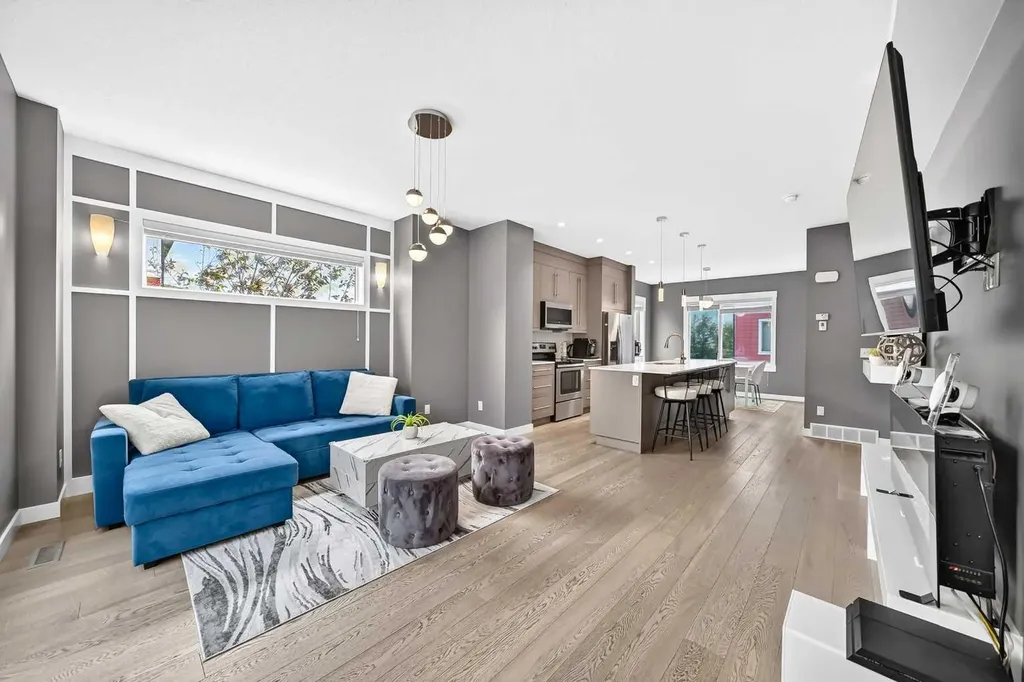 111 Rainbow Falls Gate Chestermere AB T1X 0Z5