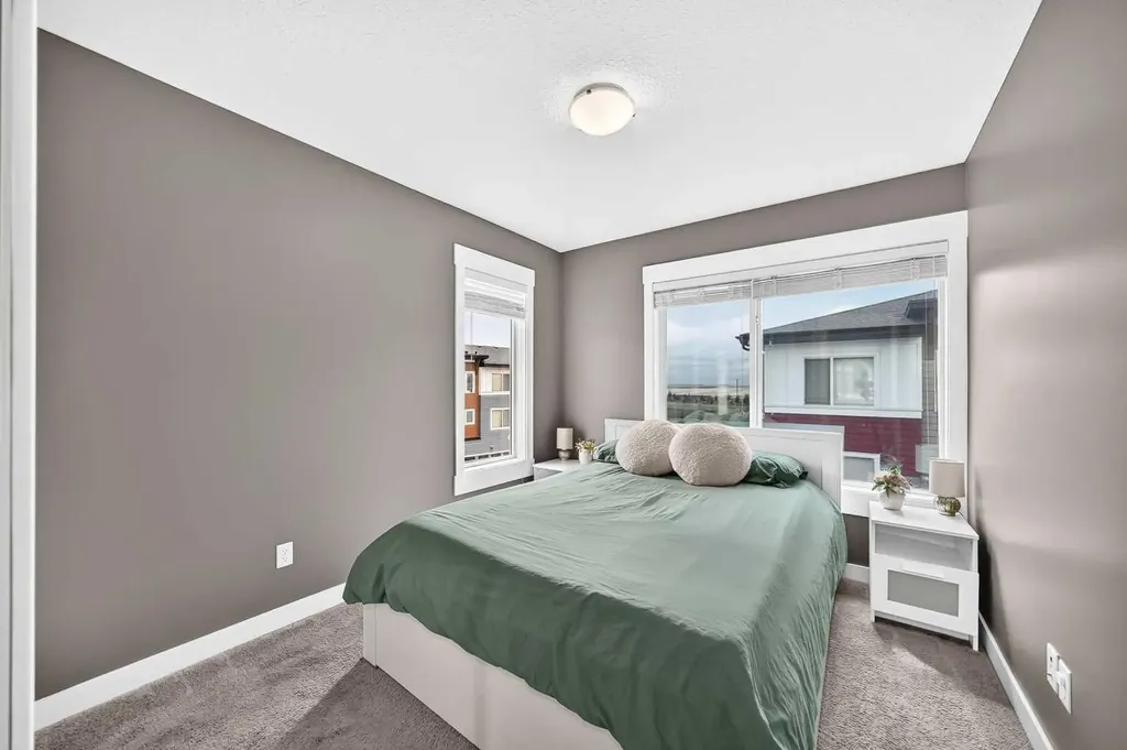 111 Rainbow Falls Gate Chestermere AB T1X 0Z5