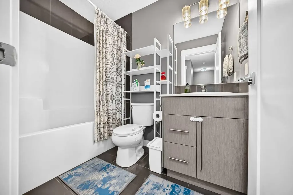 111 Rainbow Falls Gate Chestermere AB T1X 0Z5