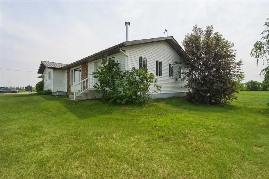 782077 Range Road 50 Rycroft AB T0H3A0