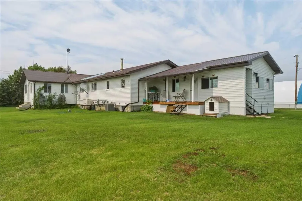 782077 Range Road 50 Rycroft AB T0H3A0