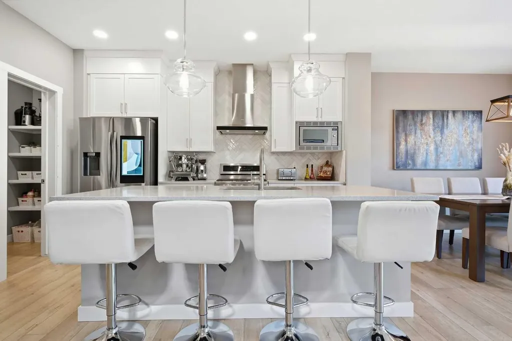 158 Creekstone Passage SW Calgary AB T2X 4R3