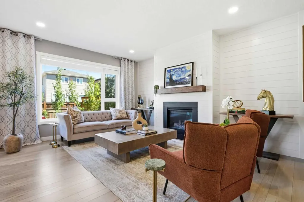 158 Creekstone Passage SW Calgary AB T2X 4R3