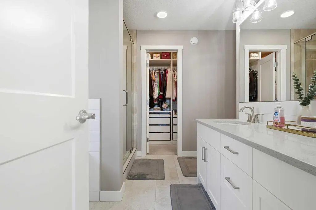 158 Creekstone Passage SW Calgary AB T2X 4R3