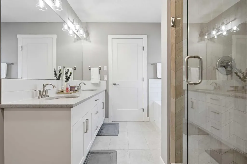 158 Creekstone Passage SW Calgary AB T2X 4R3