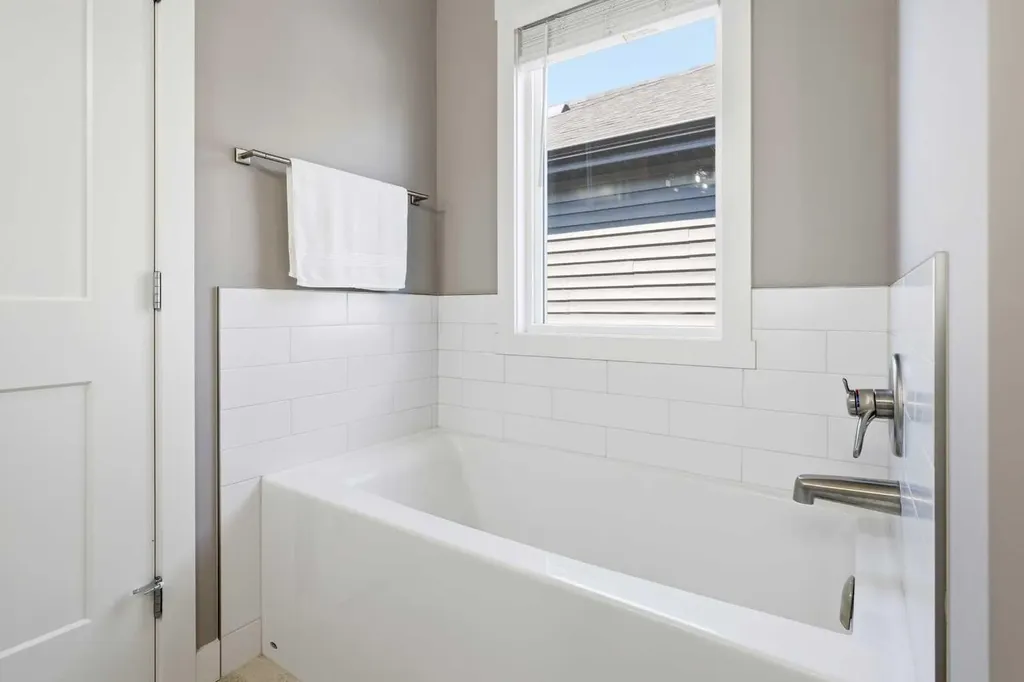 158 Creekstone Passage SW Calgary AB T2X 4R3
